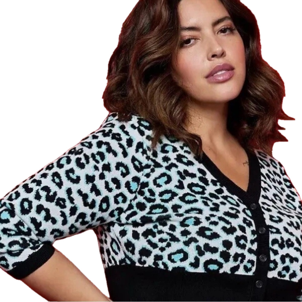 🌙Torrid Betsey Johnson Black and White Leopard Print Cropped Cardigan size 6GUC.